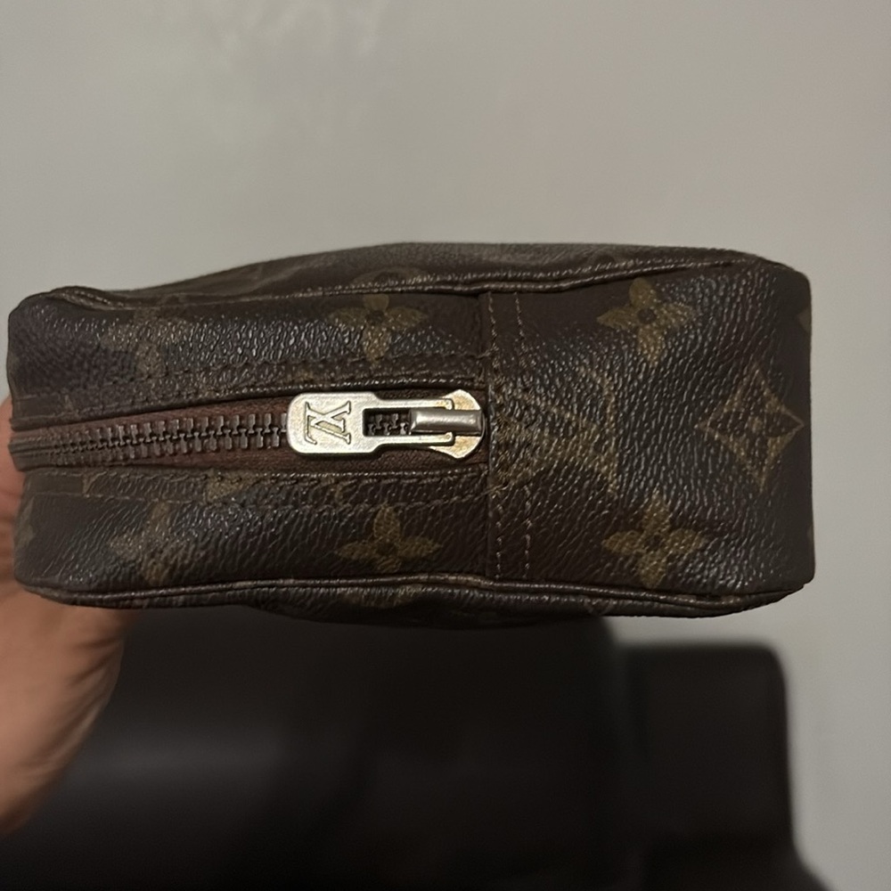 Louis Vuitton Dark Brown Monogram Toiletry Bag - Picture 9 of 12